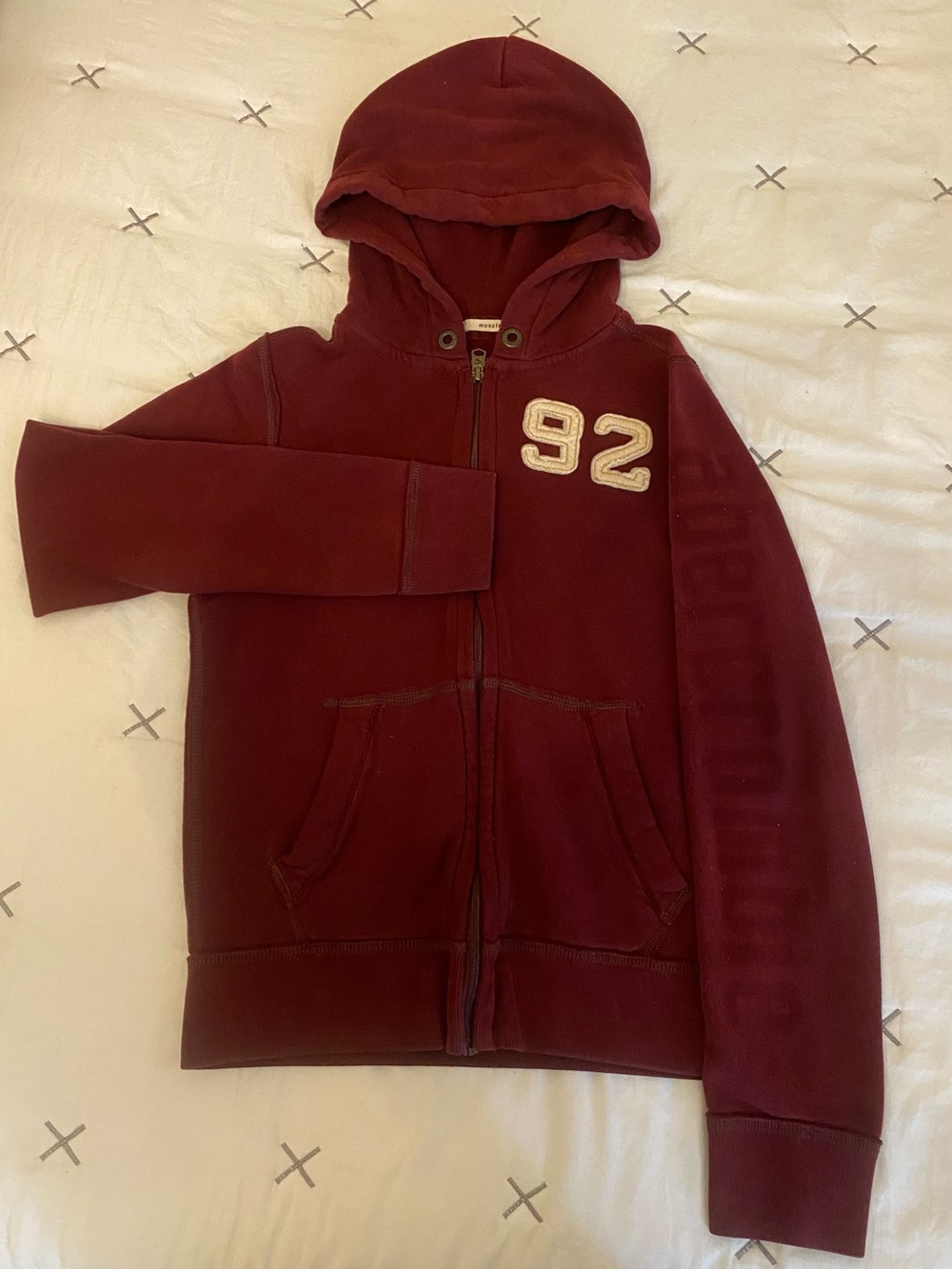 Vintage Abercrombie & Fitch Burgundy Zip-Up Muscle Hoodie with '92' Patch